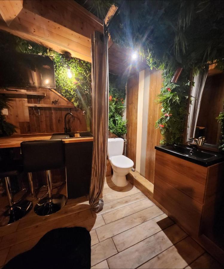 Indiana Jones A 10 Minutes Du Parc Disneyland Conde-Sainte-Libiaire Exterior photo